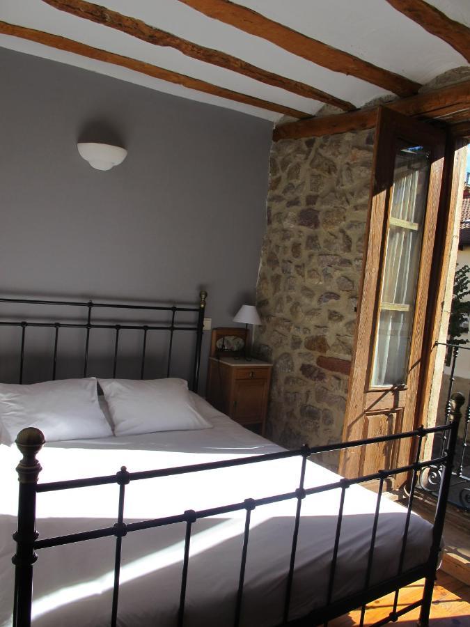 Casa Barria Hotell Pradoluengo Eksteriør bilde